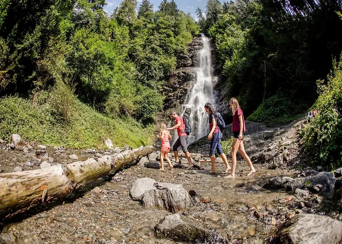 Appartement In Near Spieljochbahn Fügen